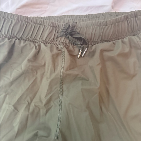 Zyia crop pants - Picture 4 of 4